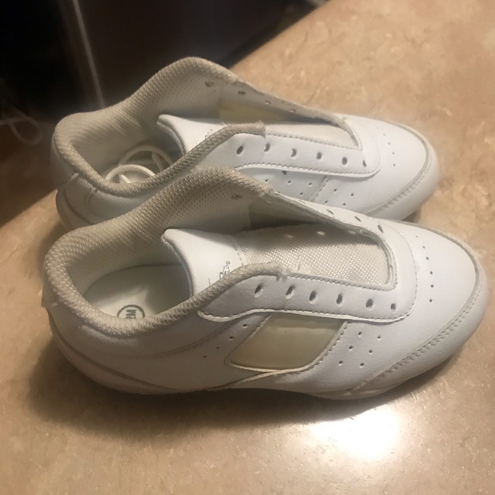 Cheerleading shoes girls size 12